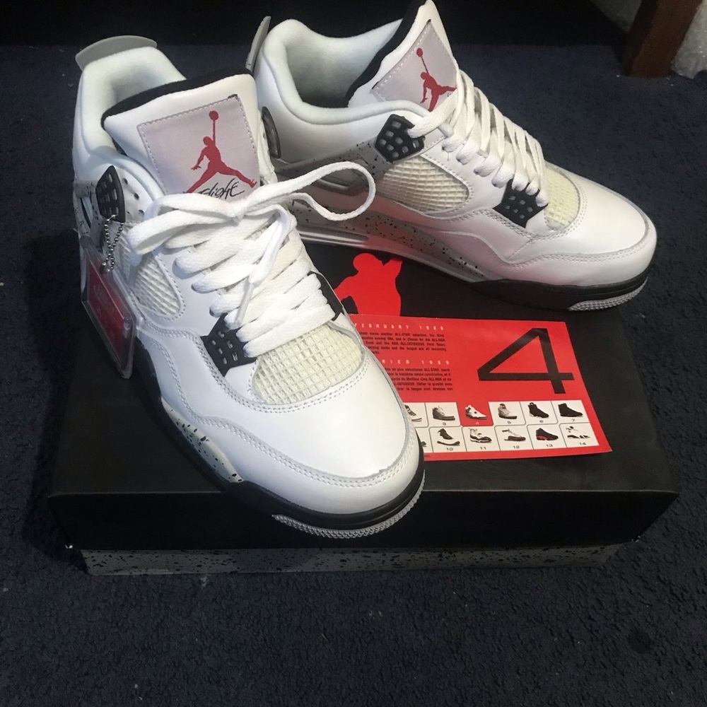 Jordan 4